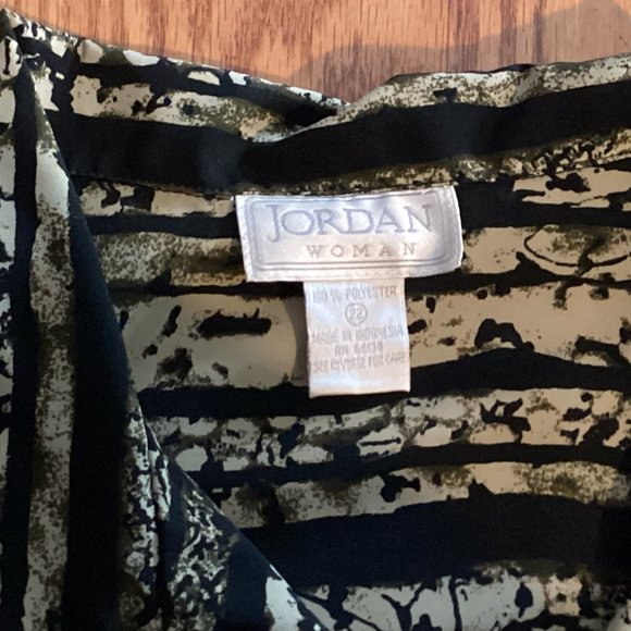 Vintage Jordan Woman Abstract Striped Button Up Long Sleeve Blouse Size 22 - Picture 4 of 4